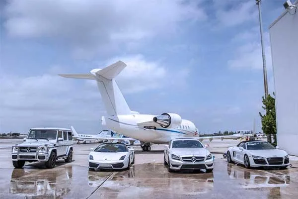 Chauffeur service & airport transfers in Miami